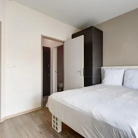 66 - Le Lokup - Wifi - Proche Tram Lägenhet