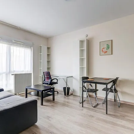66 - Le Lokup - Wifi - Proche Tram Apartment *