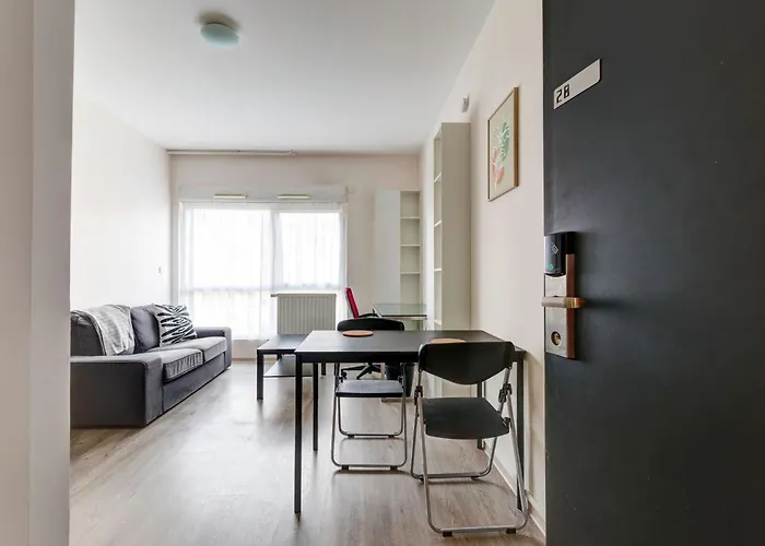 66 - Le Lokup - Wifi - Proche Tram Lägenhet Reims