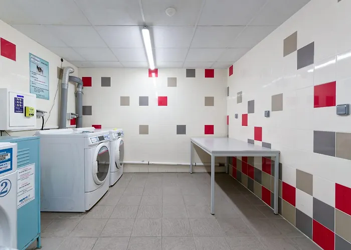 66 - Le Lokup - Wifi - Proche Tram Lägenhet *